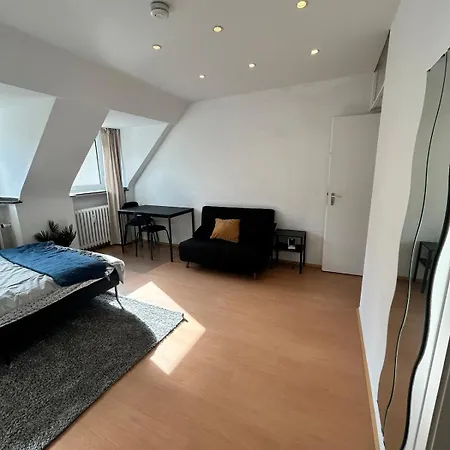 Perfect Flat For Breaks & Trade Fair Visitors Apartment *